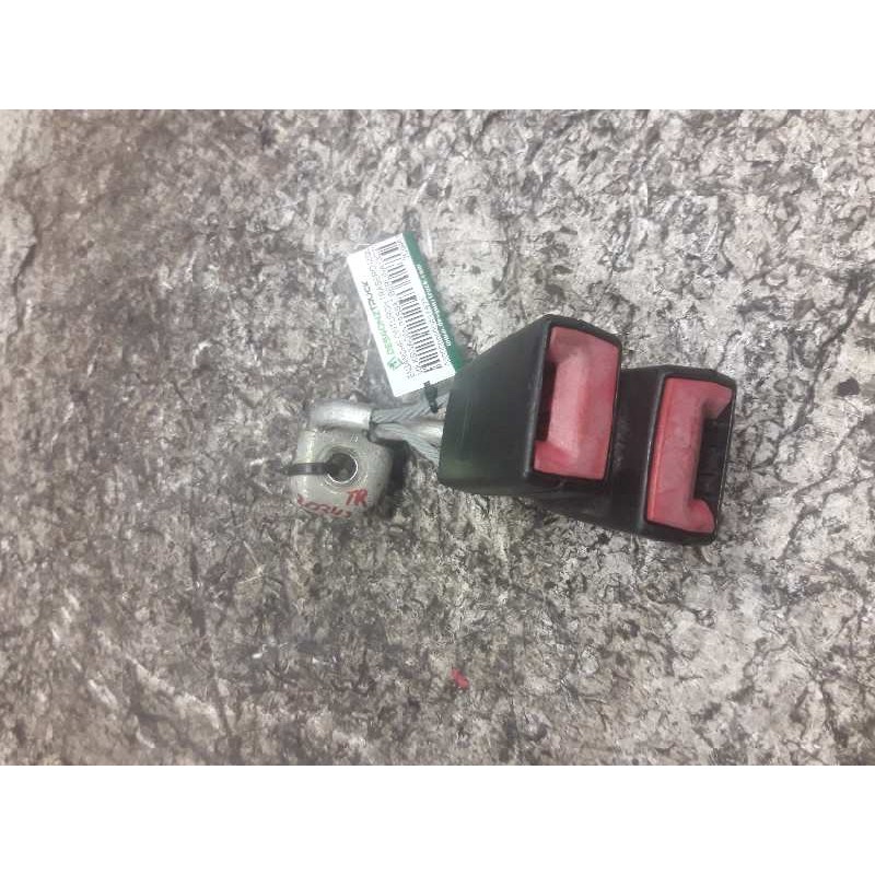 Recambio de enganche de cinturon trasero izquierdo para volkswagen passat berlina (3c2) advance referencia OEM IAM 3C0857739B - Gris 2
