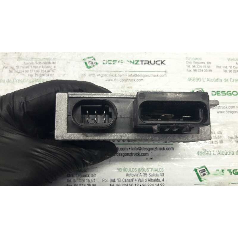 Recambio de caja precalentamiento para renault trafic (desde 5.89) referencia OEM IAM 7700709860 - Blanco 2