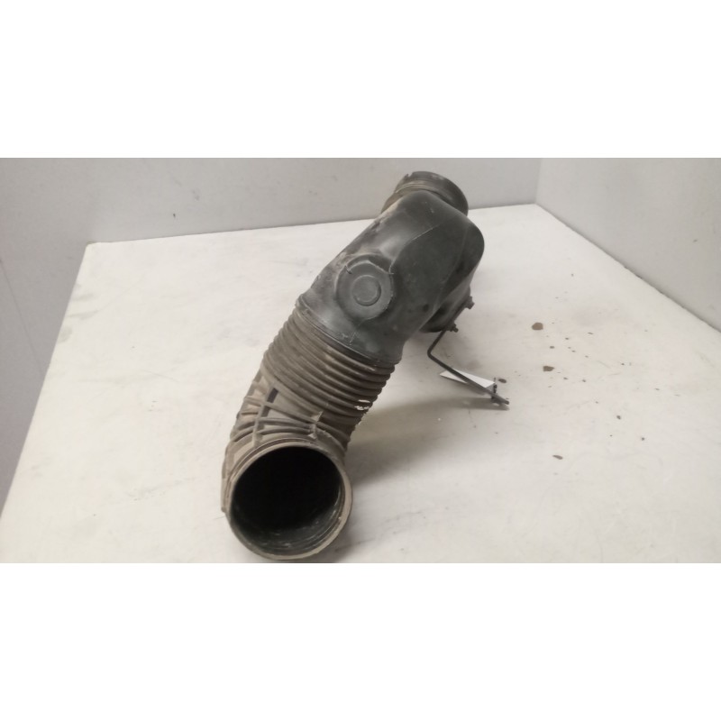 Recambio de tubo admision para iveco eurocargo 05.03  5.9 diesel referencia OEM IAM 504180230 - Blanco 4