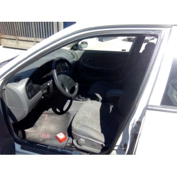 kia shuma ii del año 2001