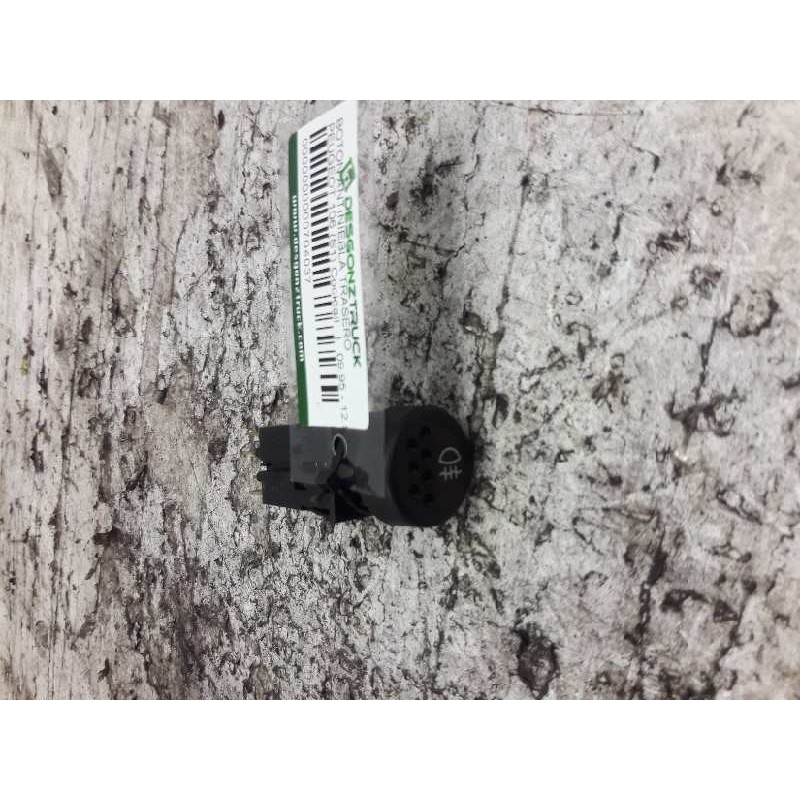 Recambio de boton antiniebla trasero para peugeot 106 (s1) cocktail referencia OEM IAM   