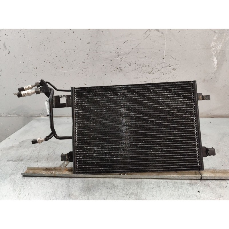 Recambio de condensador / radiador a/a para volkswagen passat berlina (3b2) básico referencia OEM IAM 8D0260401E  