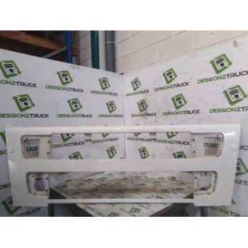 REJILLA DELANTERA CENTRAL 205167775 20516774 