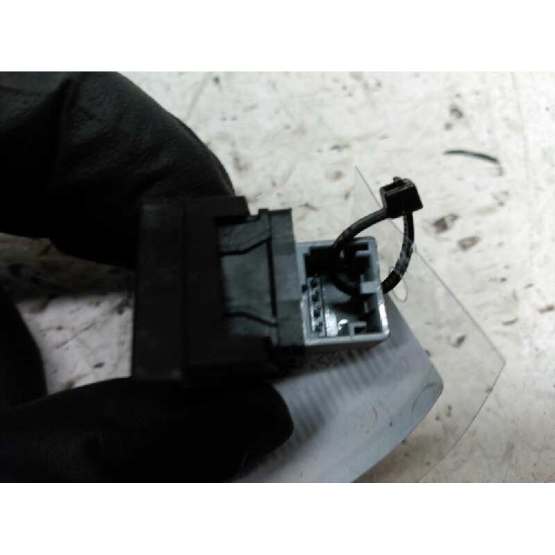 Recambio de mando cierre centralizado para seat ibiza (6l1) cool referencia OEM IAM 6L1962125 2