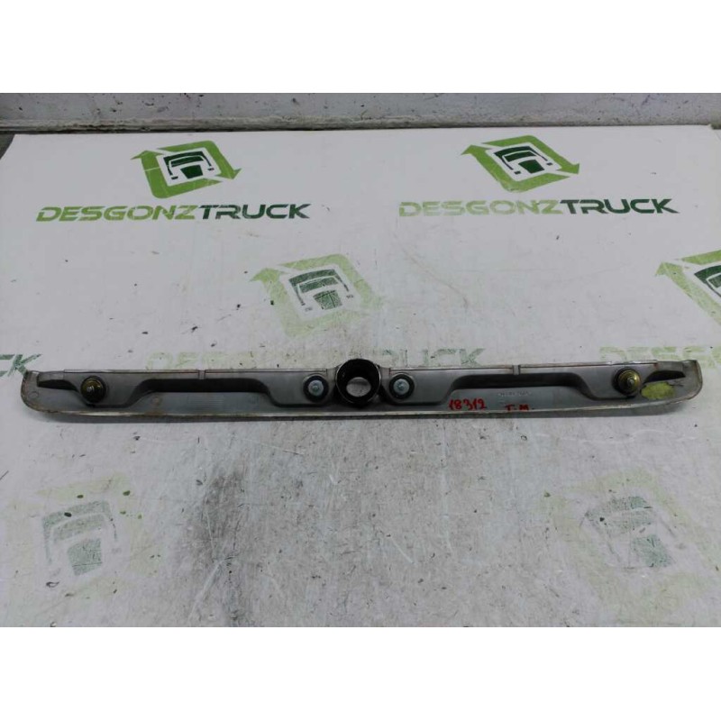 Recambio de asidero porton maletero para opel astra g berlina club referencia OEM IAM 93240976 2