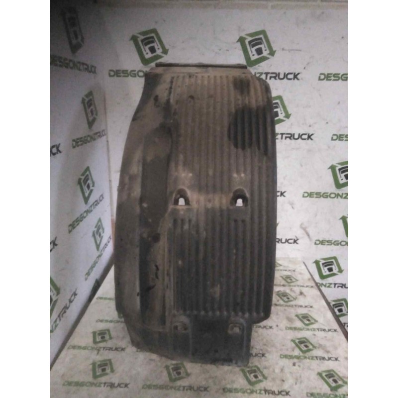 Recambio de guardabarros delantero derecho para volvo fh xxx fg 4x2 low largo globetrotter (lhh2, l2h2) referencia OEM IAM 20372