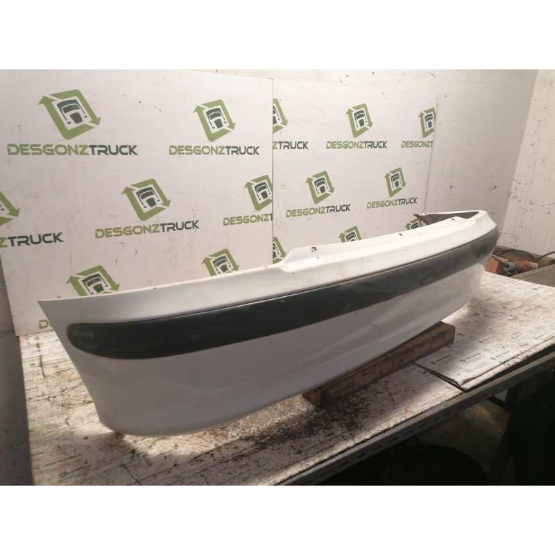 Recambio de paragolpes trasero para renault megane i berlina hatchback (ba0) 1.9 turbodiesel referencia OEM IAM 2