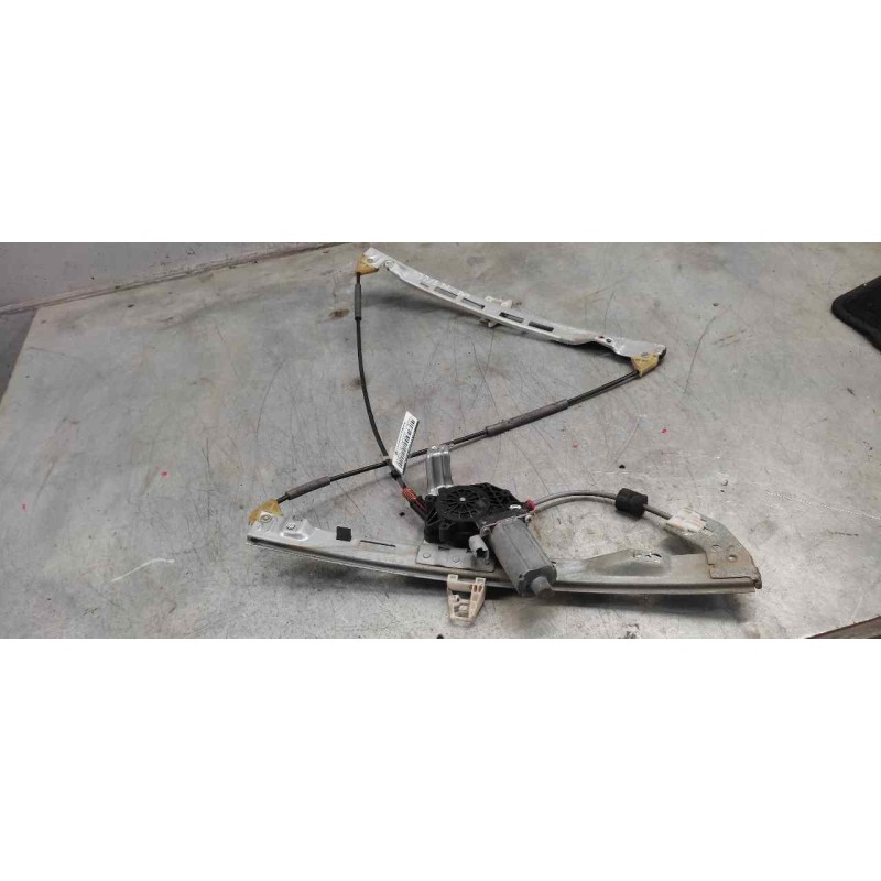 Recambio de elevalunas delantero derecho para peugeot 206 berlina xt referencia OEM IAM   2 PINS 2