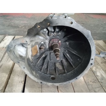 Recambio de caja cambios para nissan trade caja cerrada, techo elevado referencia OEM IAM M525C  