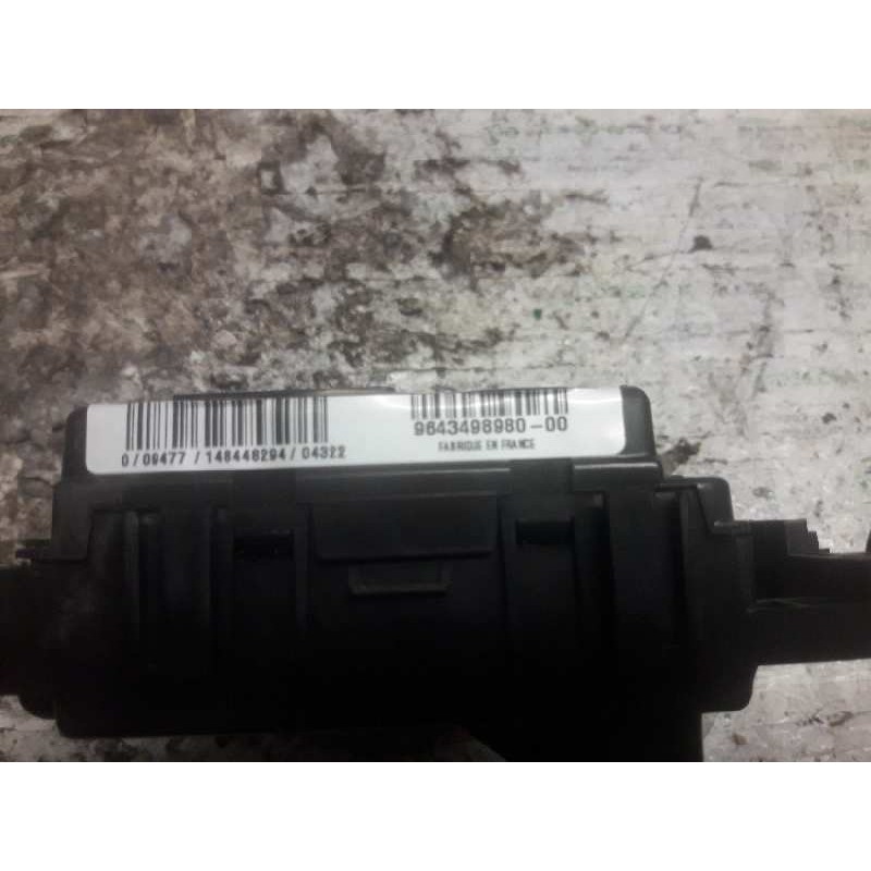 Recambio de caja reles / fusibles para citroën berlingo 1.9 1,9 d sx modutop familiar referencia OEM IAM 9643498980 T118470002 B 2