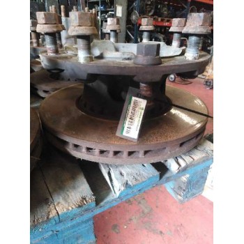 Recambio de buje delantero para renault premium route 2006 fas 4x2 larga distancia referencia OEM IAM   