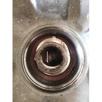 Recambio de buje delantero para renault premium route 2006 fas 4x2 larga distancia referencia OEM IAM   