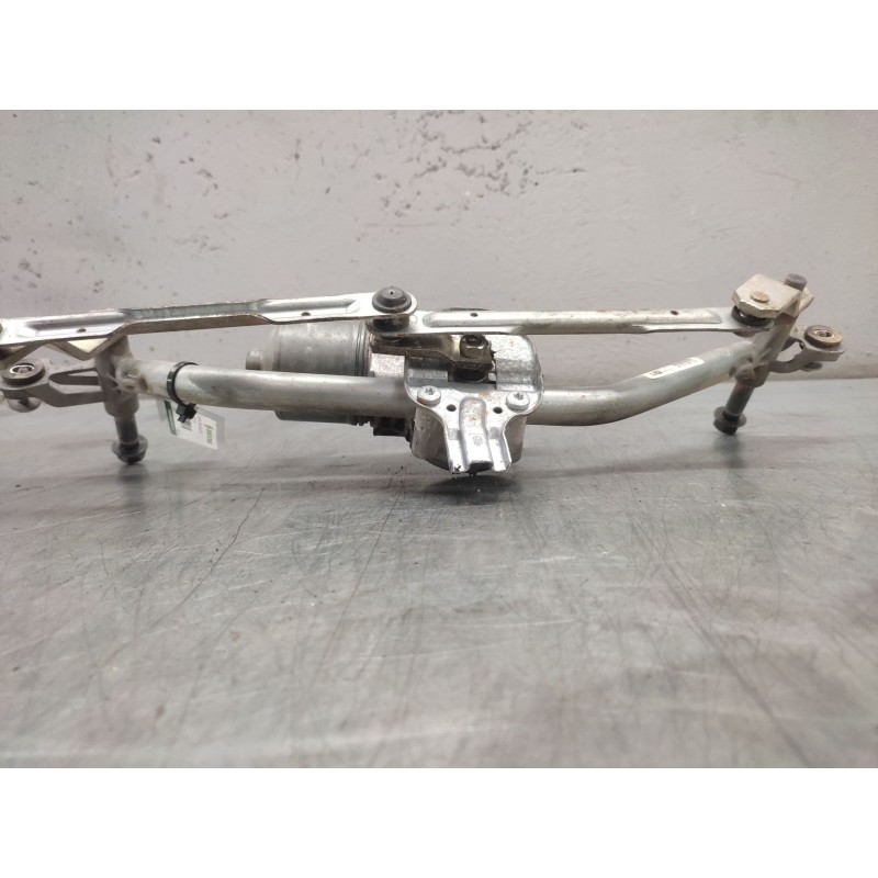 Recambio de motor limpia delantero para peugeot 207 sport referencia OEM IAM 0390241540  4 PINS - Rojo 2