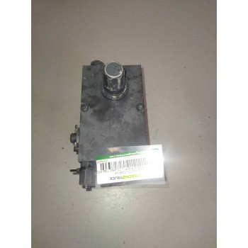 BOMBA ELEVACION CABINA 2204435 