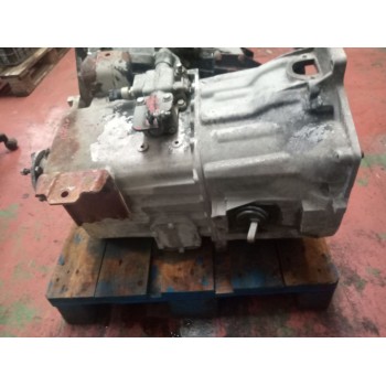 Recambio de caja cambios para iveco eurocargo referencia OEM IAM 2865613P00 7712347 8869368