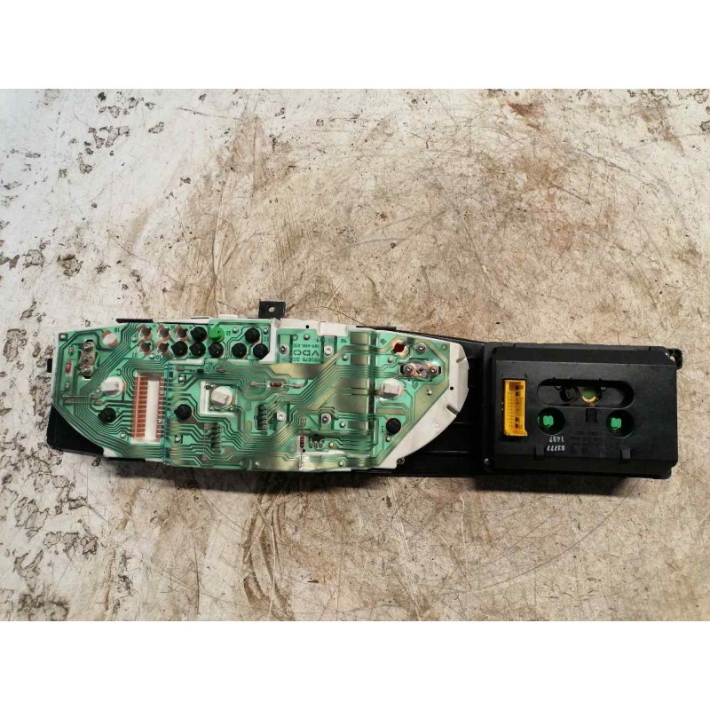 Recambio de cuadro instrumentos para opel omega b básico berlina referencia OEM IAM 90493819 - Gris 3