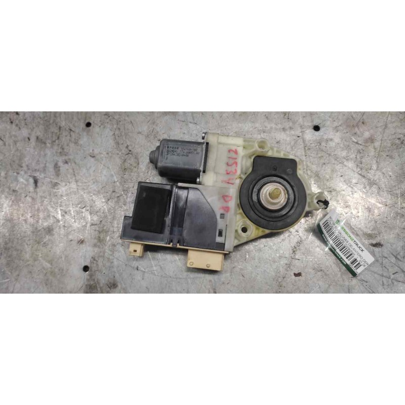 Recambio de motor elevalunas delantero derecho para citroën c4 coupe collection referencia OEM IAM 9681576780 964884100 