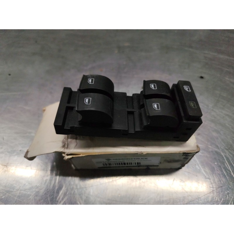 Recambio de mando elevalunas delantero izquierdo para audi a6 berlina (4b2) 2.5 tdi referencia OEM IAM 4B0959851B  