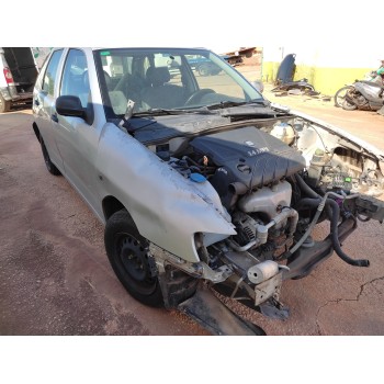 seat ibiza (6k1) del año 2001