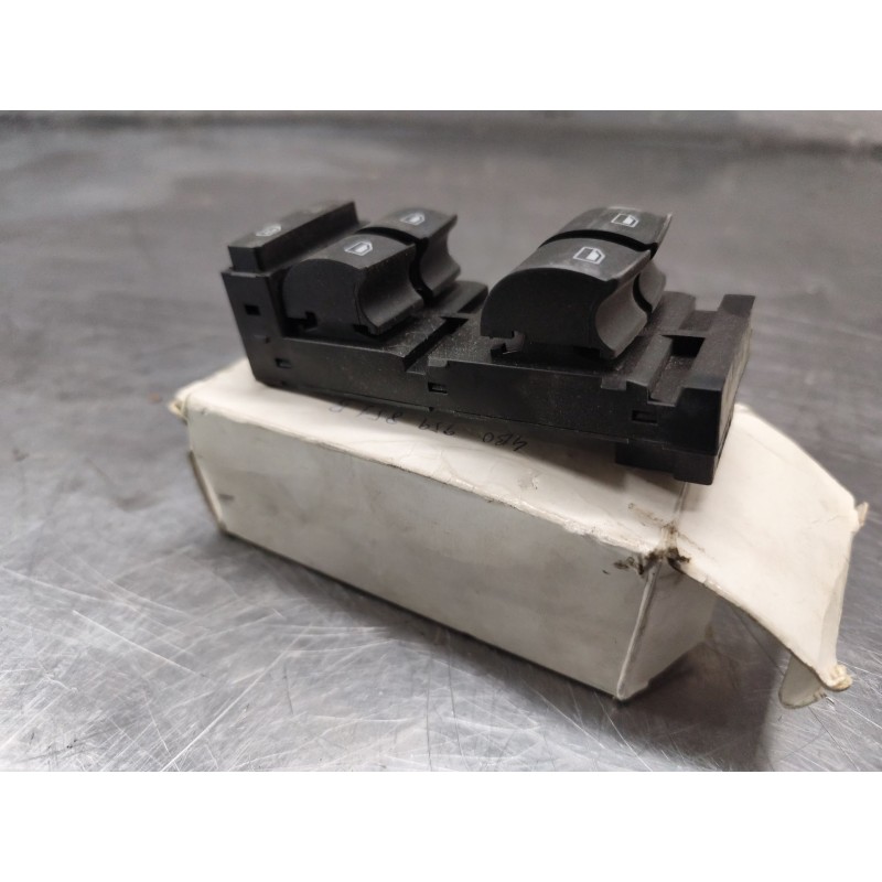 Recambio de mando elevalunas delantero izquierdo para audi a6 berlina (4b2) 2.5 tdi referencia OEM IAM 4B0959851B - Negro 4