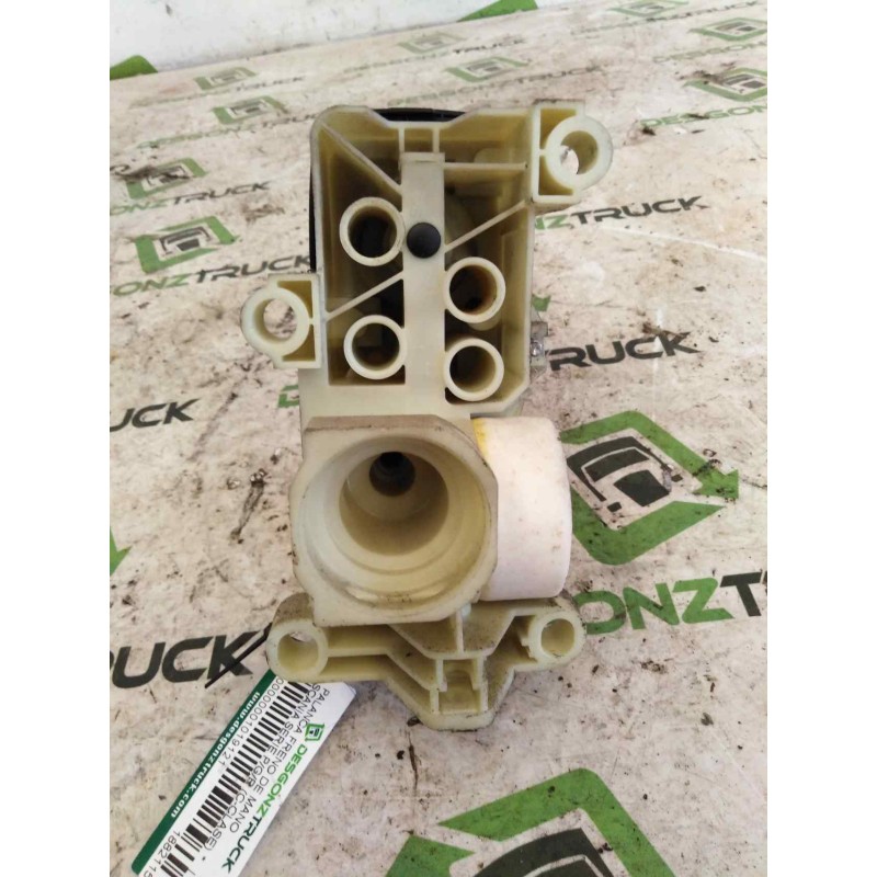 Recambio de palanca freno de mano para scania serie p/g/r (c-clase) referencia OEM IAM 1882115 9617241020 - Blanco 4