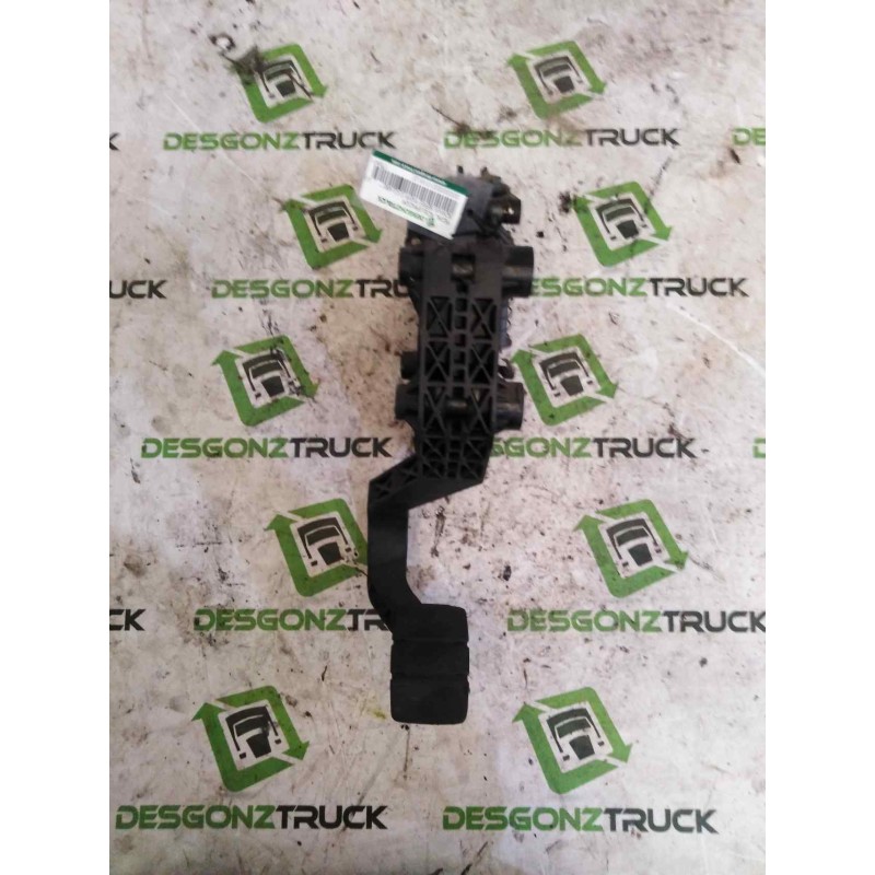 Recambio de pedal acelerador para scania serie p/g/r (c-clase) referencia OEM IAM 1753411  
