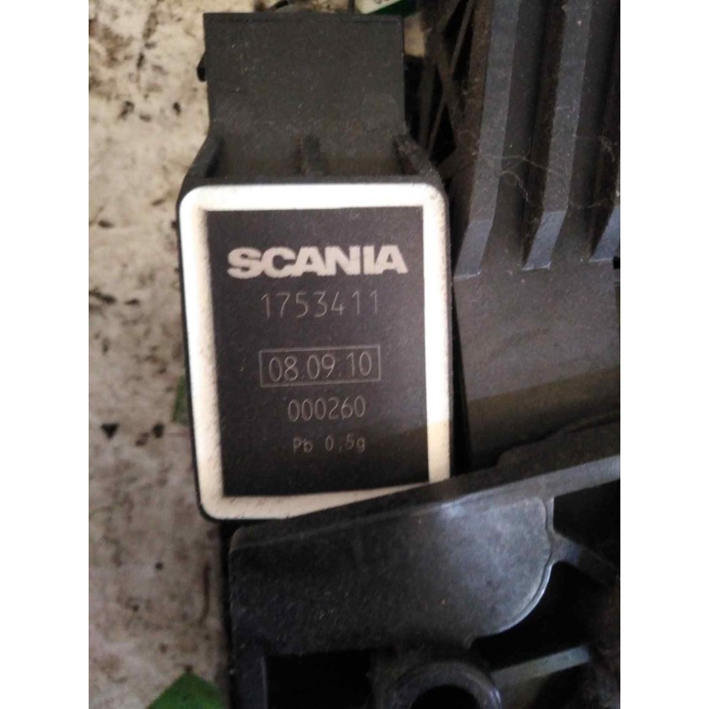 Recambio de pedal acelerador para scania serie p/g/r (c-clase) referencia OEM IAM 1753411 - Blanco 3