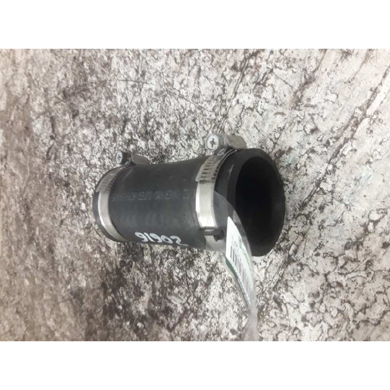Recambio de tubo para toyota avensis berlina (t25) 2.2 d-4d executive sedán (4-ptas.) referencia OEM IAM  INTERCOOLER 
