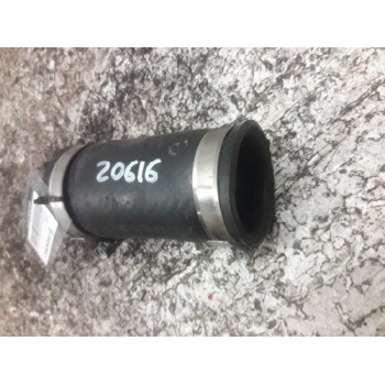 Recambio de tubo para toyota avensis berlina (t25) 2.2 d-4d executive sedán (4-ptas.) referencia OEM IAM  INTERCOOLER 