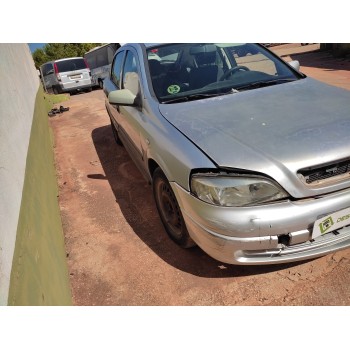 opel astra g berlina del año 2003