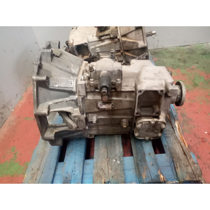 Recambio de caja cambios para iveco eurocargo 05.03  3.9 diesel referencia OEM IAM 285561B00 0640317 8869376