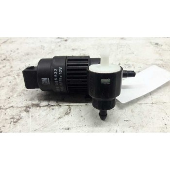Recambio de bomba limpia para opel corsa c club referencia OEM IAM 090586632  