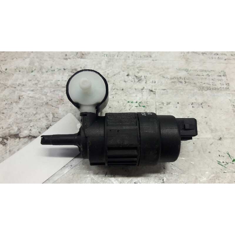 Recambio de bomba limpia para opel corsa c club referencia OEM IAM 090586632 - Azul 2