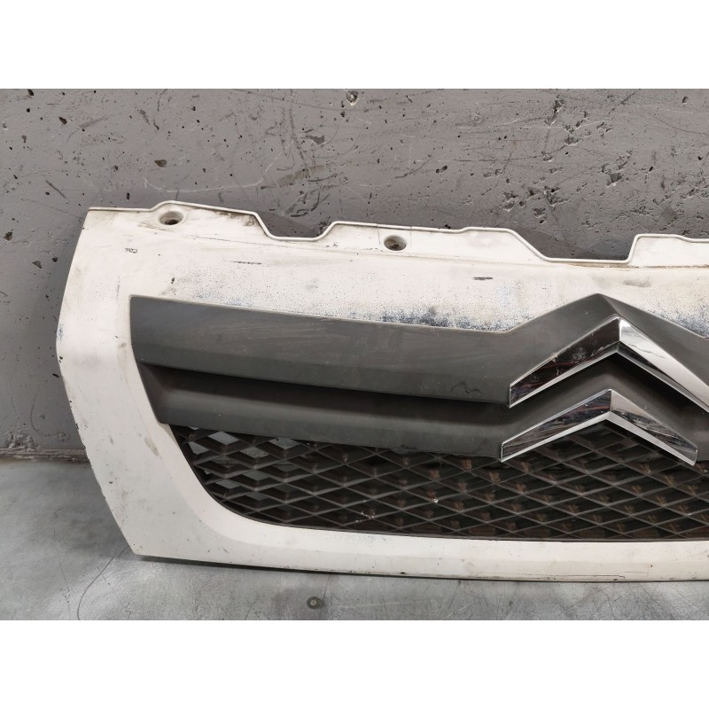 Recambio de rejilla delantera para citroën jumper iii furgoneta 2.2 hdi 100 referencia OEM IAM - Blanco 2