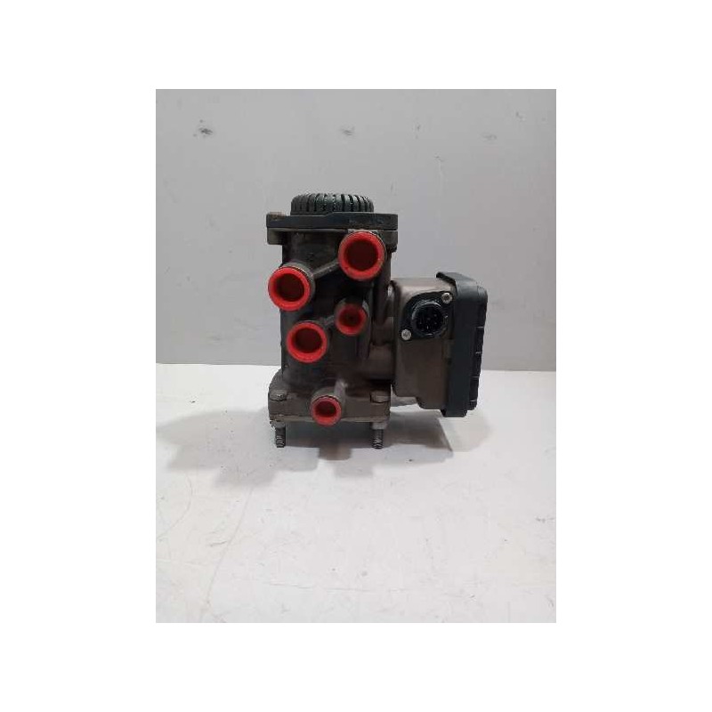 Recambio de valvula aire para scania serie p/g/r (c-clase) fsa g480 (4x2) largura mediana cg 16 referencia OEM IAM 1754942 K0000