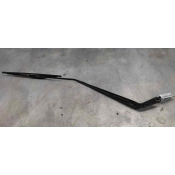 Recambio de brazo limpia delantero derecho para peugeot 206 berlina xs-line referencia OEM IAM   