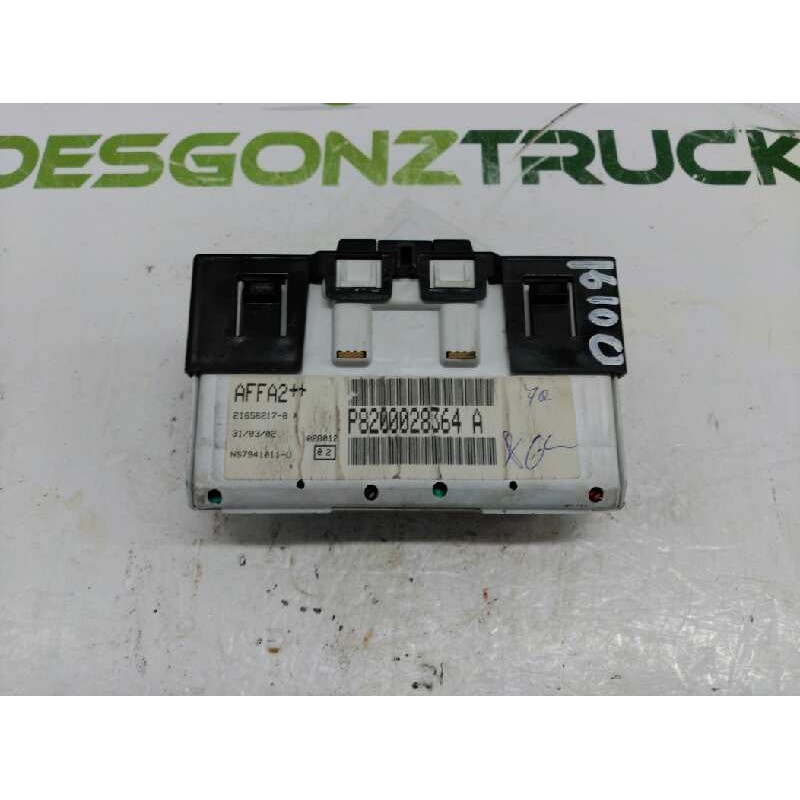 Recambio de pantalla multifuncion para renault megane i coach/coupe (da0) 1.6e alize referencia OEM IAM 8200028364 2