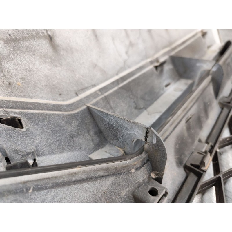 Recambio de rejilla delantera para citroën jumper iii furgoneta 2.2 hdi 100 referencia OEM IAM - Blanco 7