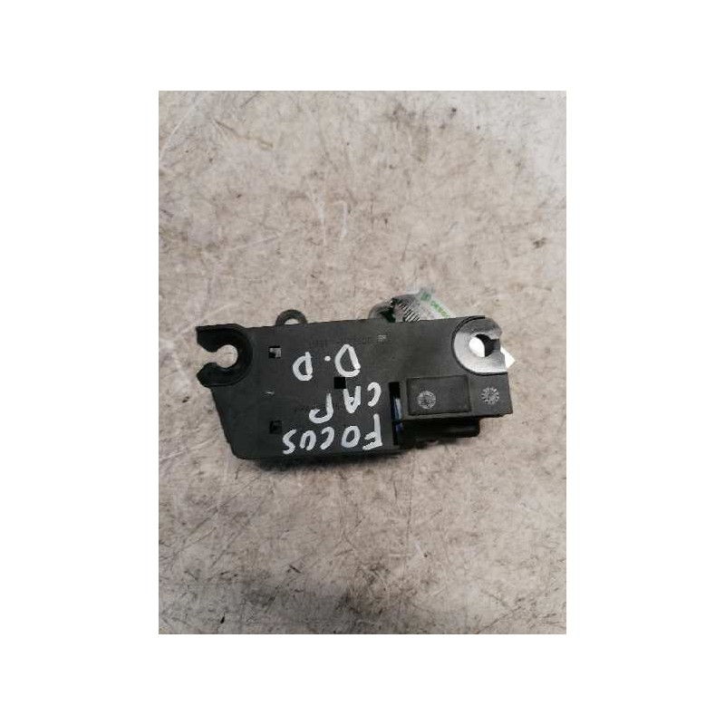 Recambio de maneta interior delantera derecha para ford focus berlina (cap) 1.6 tdci cat referencia OEM IAM 3M51R22600BB 2