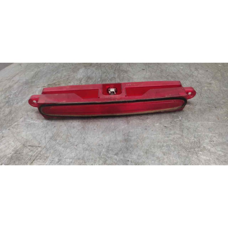 Recambio de luz central de freno para mazda 6 berlina (gg) 2.0 crtd 136 active (4-ptas.) referencia OEM IAM   2 PINS - Gris