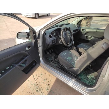 ford fiesta (cbk) del año 2005