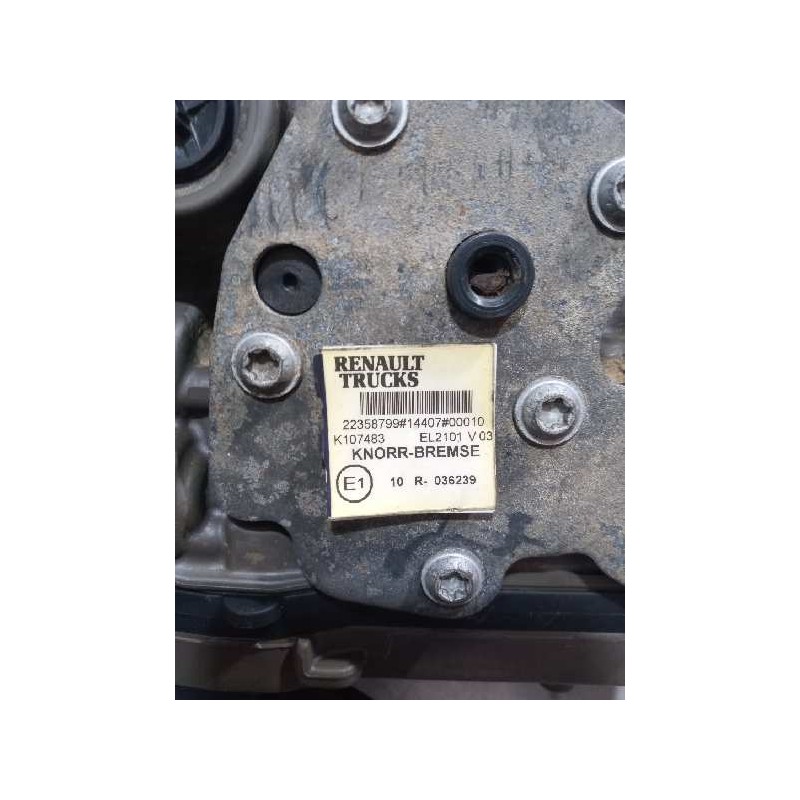 Recambio de valvula aire para renault serie t fg 4x2 cabina high-sleeper referencia OEM IAM 22358799 EL2101 K107483 2