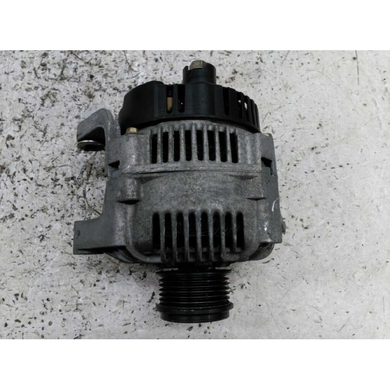 Recambio de alternador para renault megane ii berlina 5p dynamique referencia OEM IAM 7700431943 A13V1252 VALEO 3