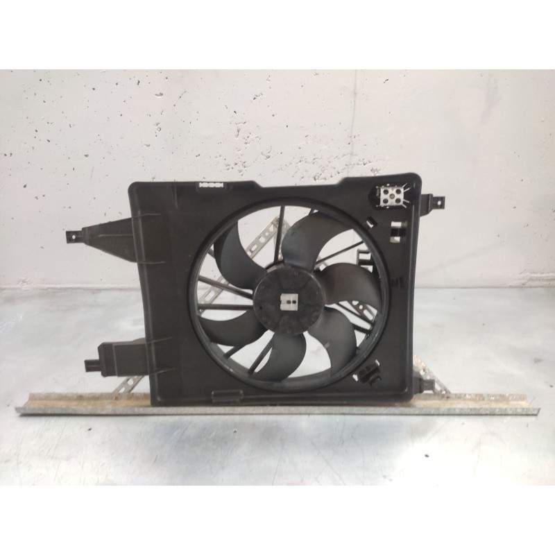 Recambio de electroventilador para renault megane ii classic berlina confort authentique referencia OEM IAM 8200222998 3