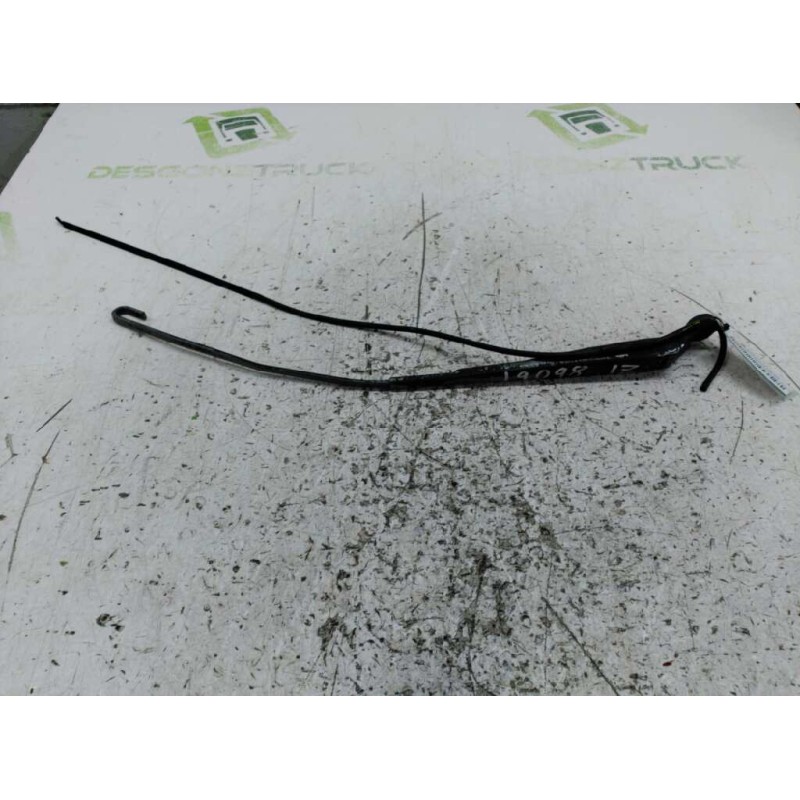 Recambio de brazo limpia delantero izquierdo para mercedes-benz vito (w638) combi 110 d euro 2 (638.174) referencia OEM IAM