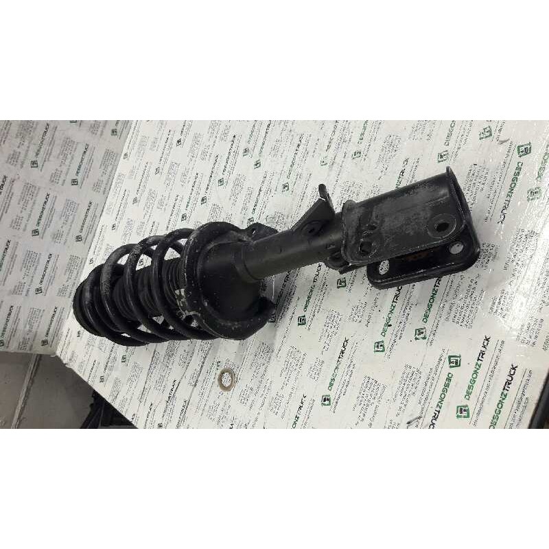 Recambio de amortiguador delantero izquierdo para mercedes-benz vito (w638) combi 110 d euro 2 (638.174) referencia OEM IAM A638 - Blanco 2