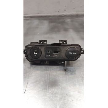 CONECTOR USB / AUX 846333u010 