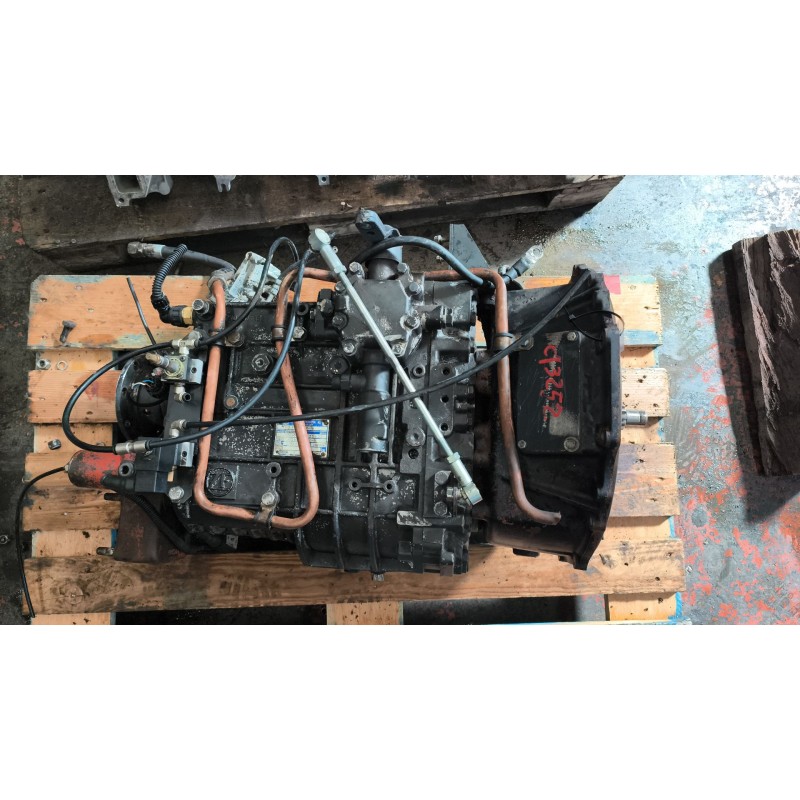 Recambio de caja cambios para nissan trucks atleon 210 referencia OEM IAM S636 1290052349 32010D92008