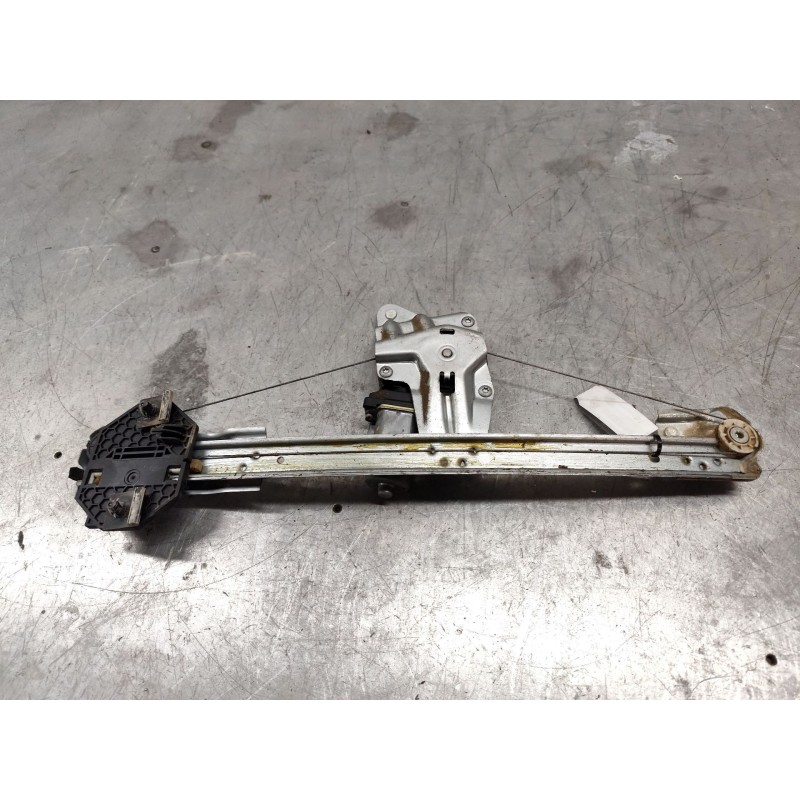 Recambio de elevalunas delantero derecho para dacia sandero ii (b8_) 1.2 referencia OEM IAM m13616c00 - Blanco 2