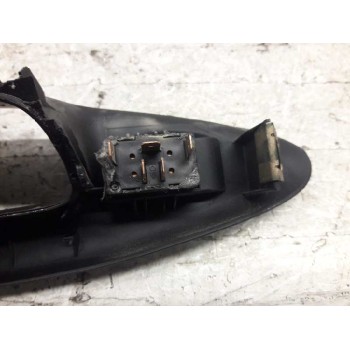 Recambio de mando elevalunas delantero derecho para audi a4 berlina (b5) 1.9 tdi referencia OEM IAM 8D1867172A  